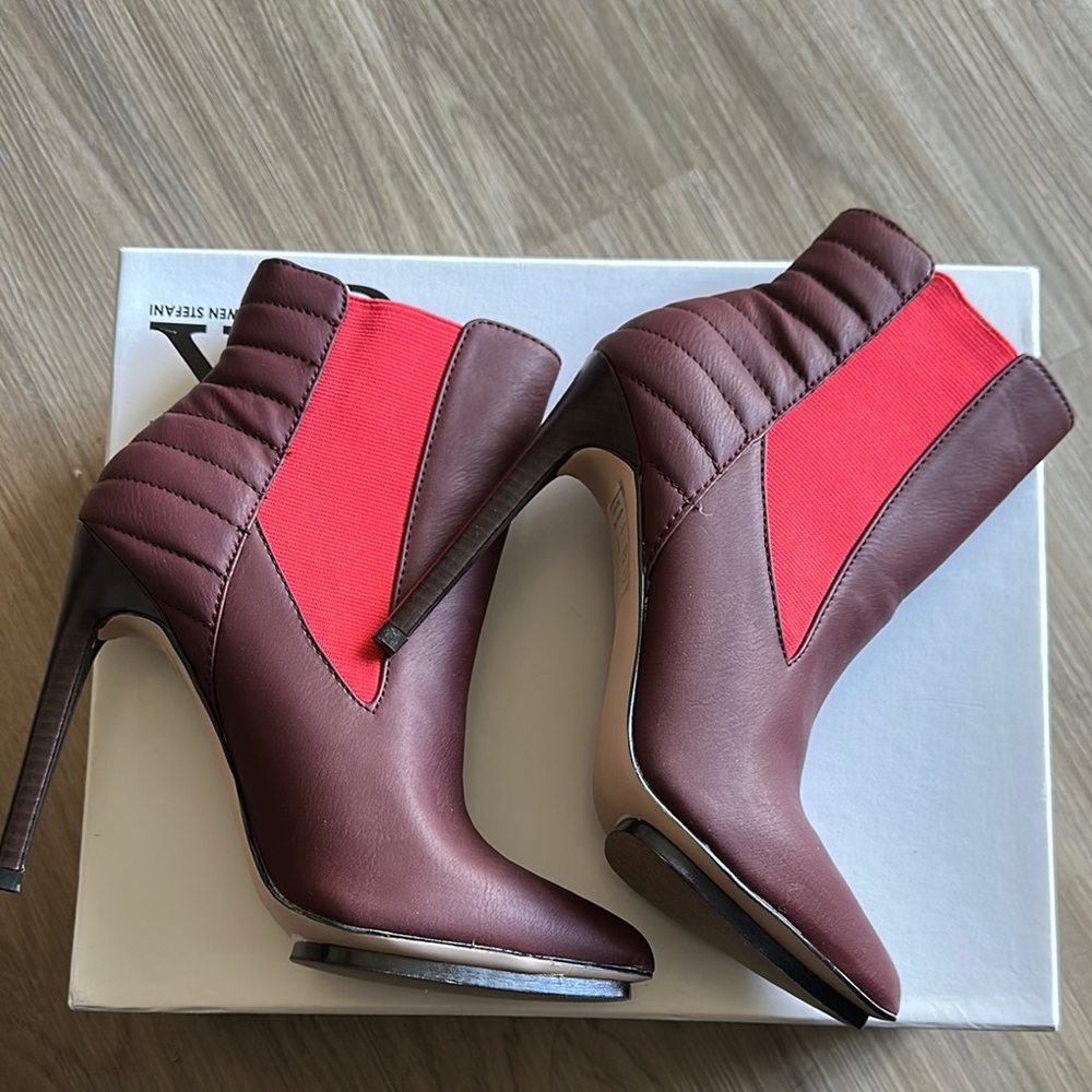 GX BY GWEN STEFANI! Miwa size 6 color Bordeaux Stiletto Ankle Boots!